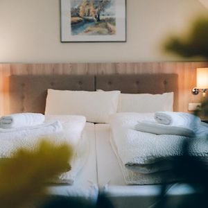 Adelheid Hotel Garni